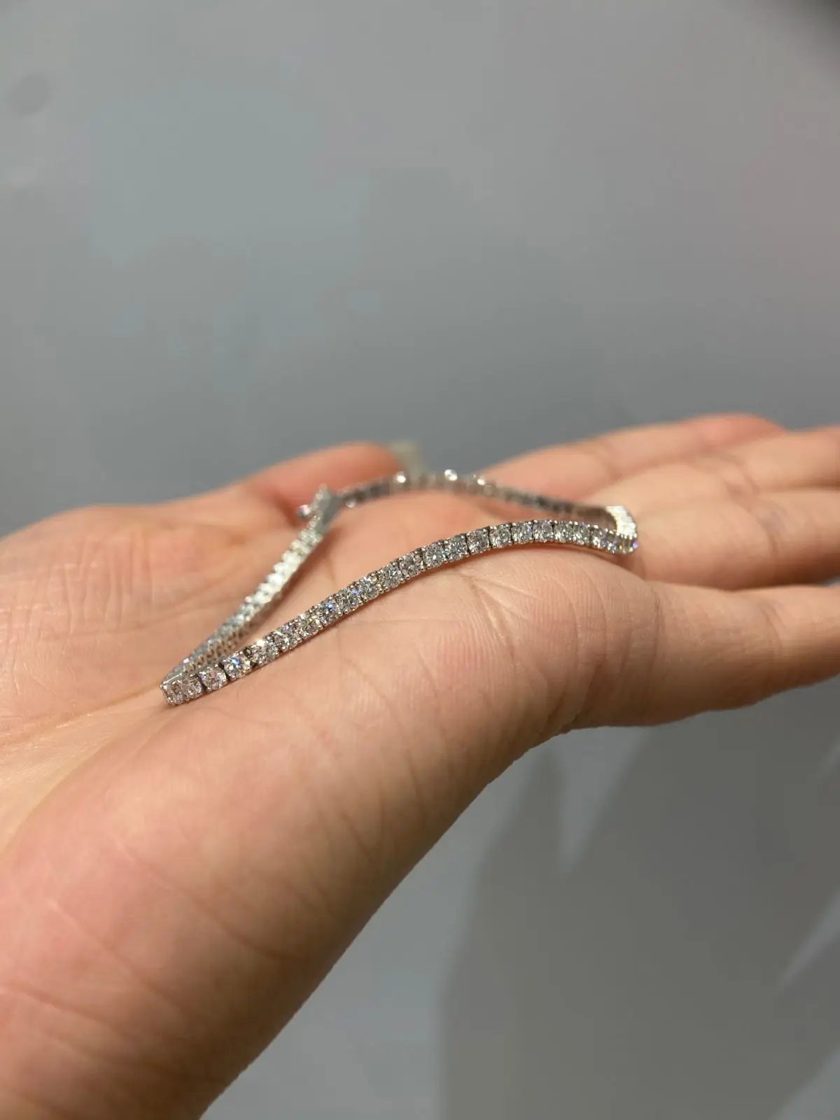 customizable 18k gold tennis bracelet, solid round cut diamond, hot selling unisplendour diamond bracelet and bracelet customizable 18k gold tennis bracelet, solid round cut diamond, hot selling unisplendour diamond bracelet and bracelet