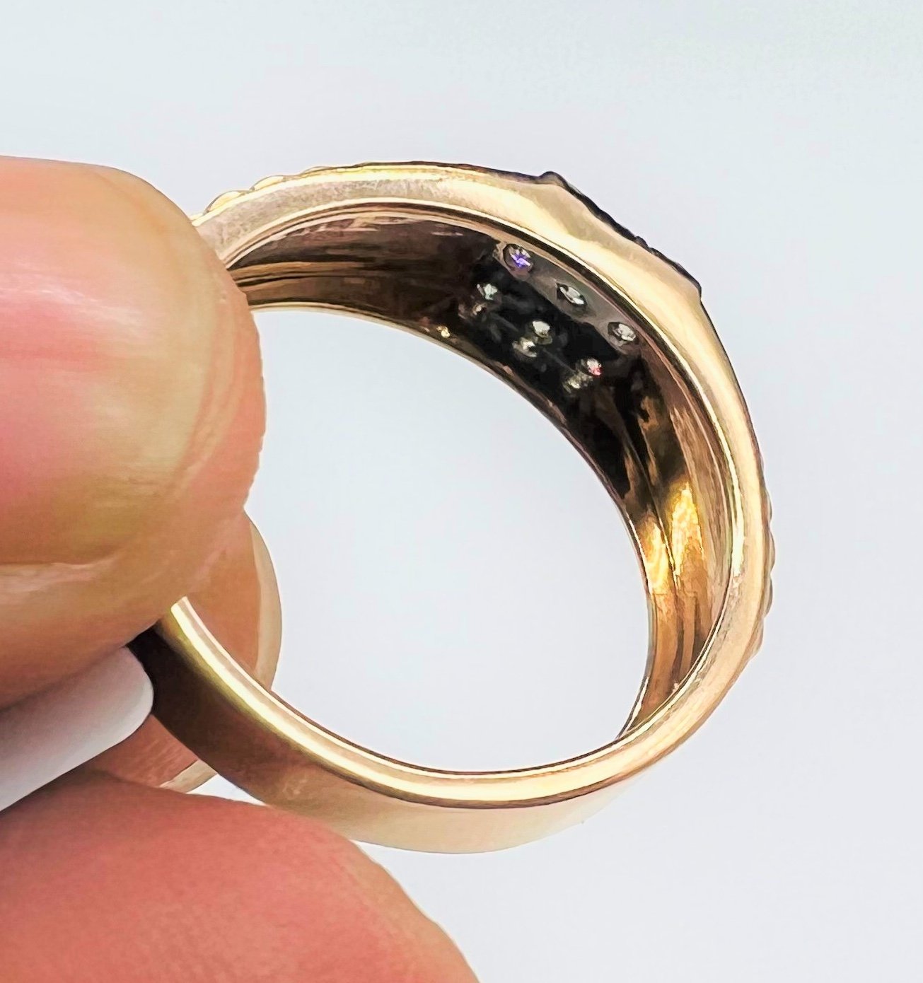 the men's laboratory diamond ring with multiple diamond insets can be customized in 18k platinum for men who wear it frequently the men's laboratory diamond ring with multiple diamond insets can be customized in 18k platinum for men who wear it frequently