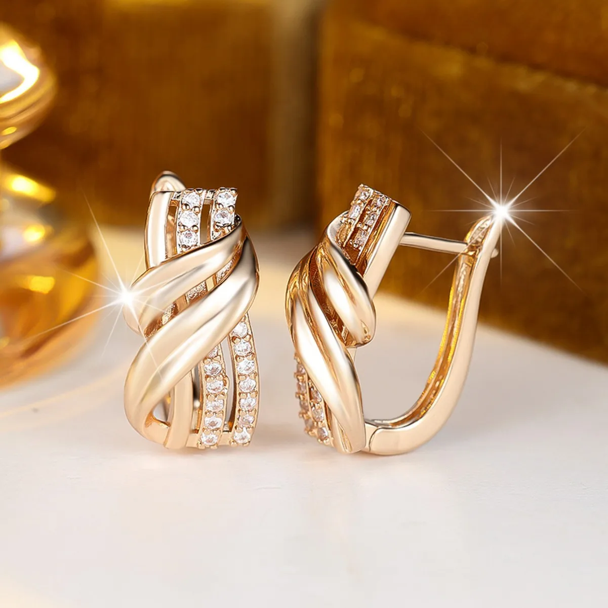 zircon ear buckles, a popular bestseller in europe and america, are exquisite, versatile and fashionable earrings zircon ear buckles, a popular bestseller in europe and america, are exquisite, versatile and fashionable earrings