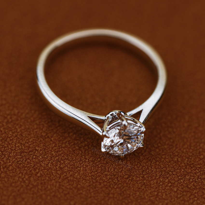 customizable 18k gold laboratory diamond ring, round cut diamond ring for women's wedding, engagement ring for women customizable 18k gold laboratory diamond ring, round cut diamond ring for women's wedding, engagement ring for women