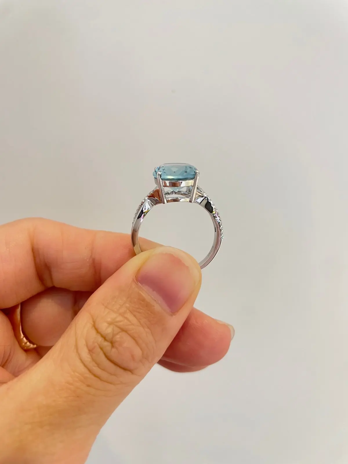 customizable blue diamond ring, igi certified 1ct oval cut diamond, 14k/18k gold engagement ring, classic blue diamond ring customizable blue diamond ring, igi certified 1ct oval cut diamond, 14k/18k gold engagement ring, classic blue diamond ring