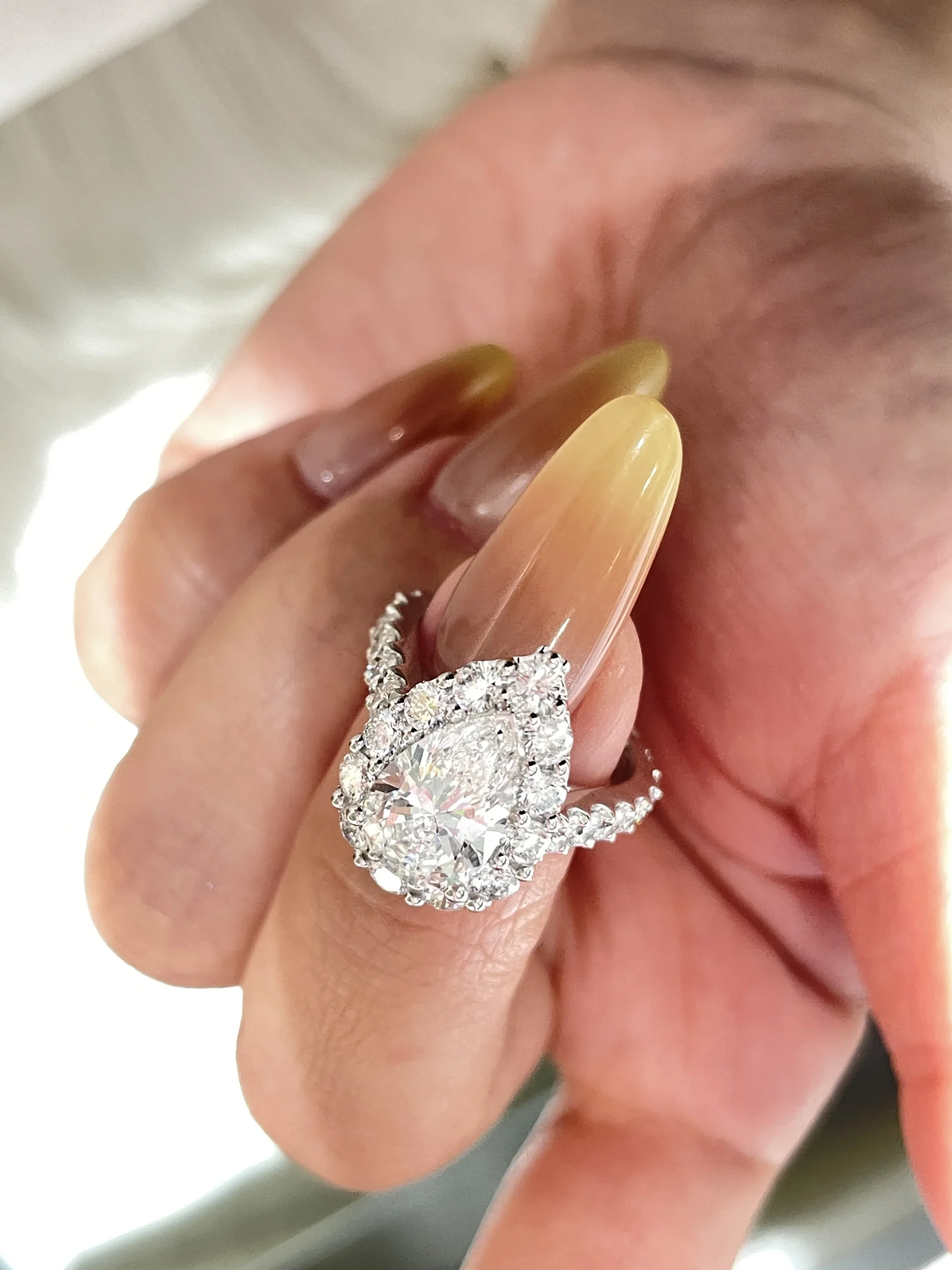 high quality 18k gold diamond rings, customizable 18k gold engagement rings, and wedding ring designs tailored for women high quality 18k gold diamond rings, customizable 18k gold engagement rings, and wedding ring designs tailored for women