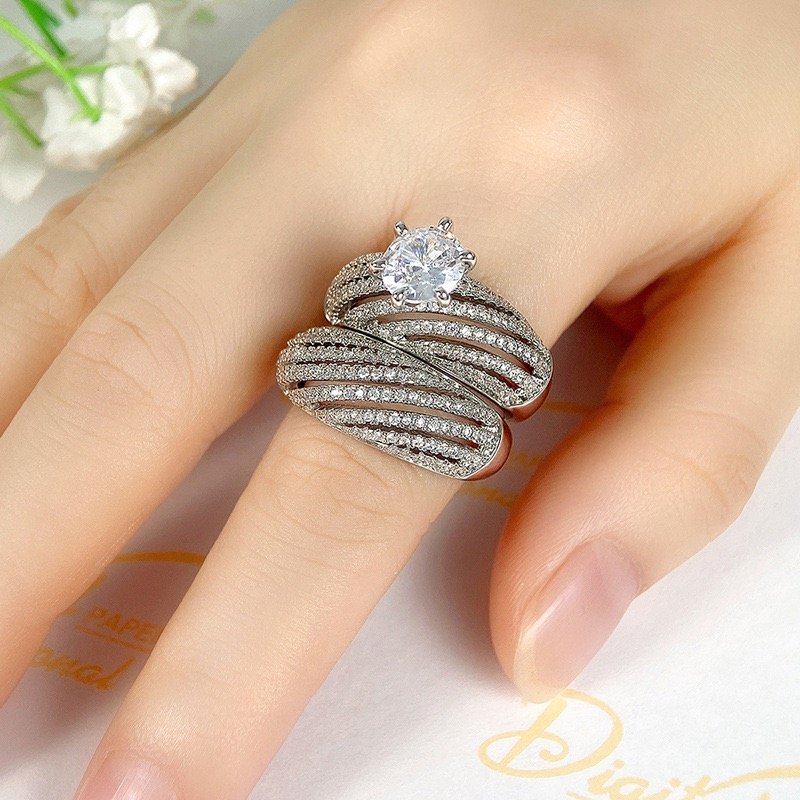 customizable luxury 18k gold diamond rings, fashionable luxury diamond rings, luxury diamond rings specially designed for women customizable luxury 18k gold diamond rings, fashionable luxury diamond rings, luxury diamond rings specially designed for women