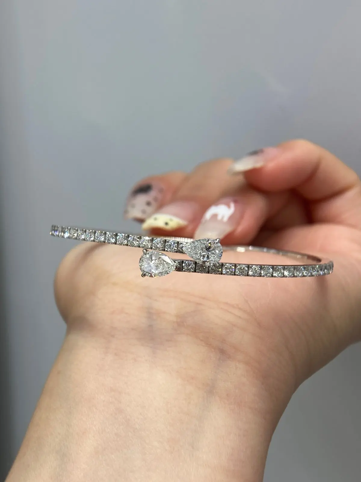 luxurious customizable 18k gold and laboratory grown diamond bracelets paired with round bright cut engagement exquisite jewelry luxurious customizable 18k gold and laboratory grown diamond bracelets paired with round bright cut engagement exquisite jewelry