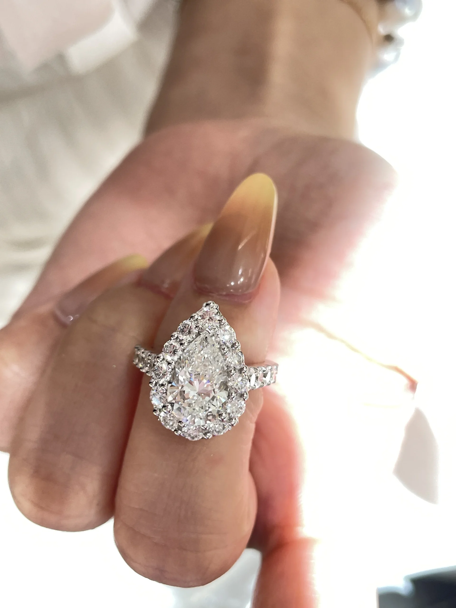 high quality 18k gold diamond rings, customizable 18k gold engagement rings, and wedding ring designs tailored for women high quality 18k gold diamond rings, customizable 18k gold engagement rings, and wedding ring designs tailored for women