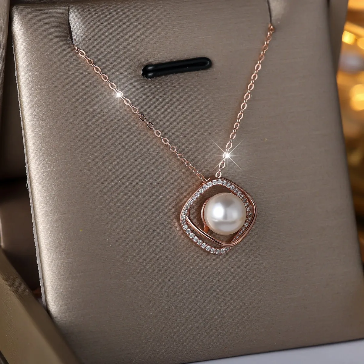 an elegant rose gold single pearl necklace in s925 sterling silver, a bestseller in european and american fashion an elegant rose gold single pearl necklace in s925 sterling silver, a bestseller in european and american fashion