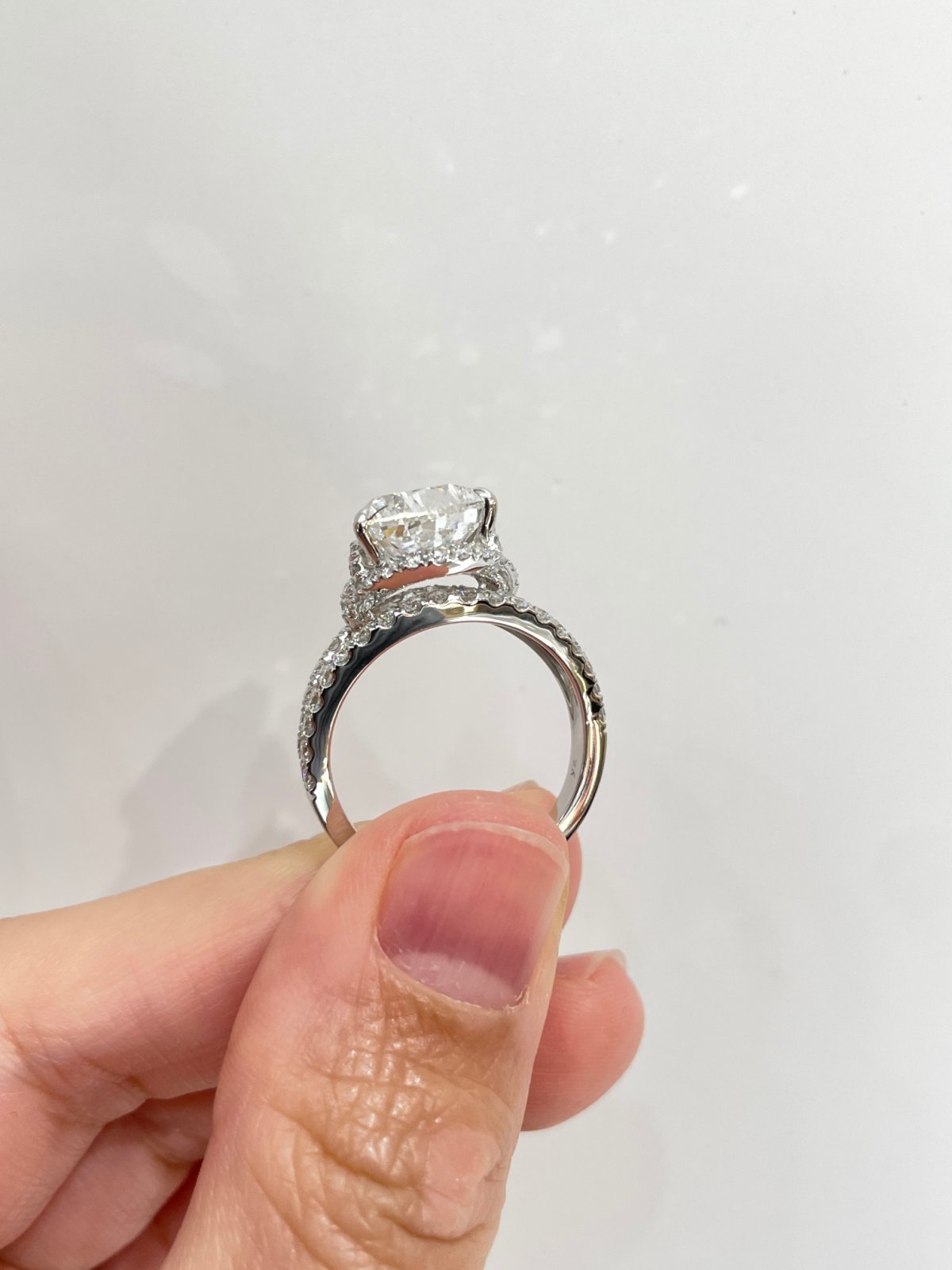 customizable 18k gold diamond rings, pear shaped cut diamond rings, and the latest designed double ring diamond rings customizable 18k gold diamond rings, pear shaped cut diamond rings, and the latest designed double ring diamond rings