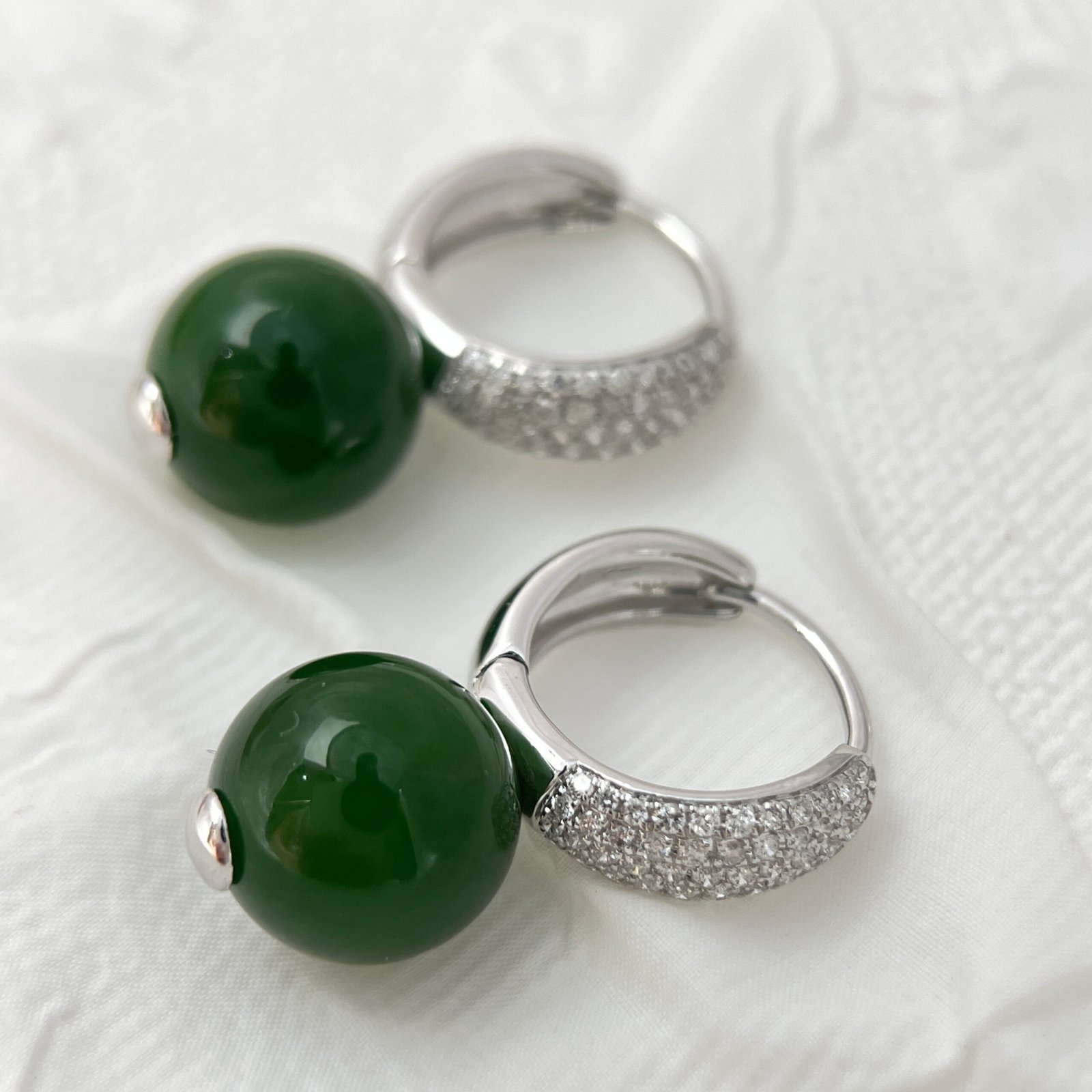 customizable chinese style diamond earrings, classic 18k gold for women, elegant green and fashionable diamond necklaces customizable chinese style diamond earrings, classic 18k gold for women, elegant green and fashionable diamond necklaces