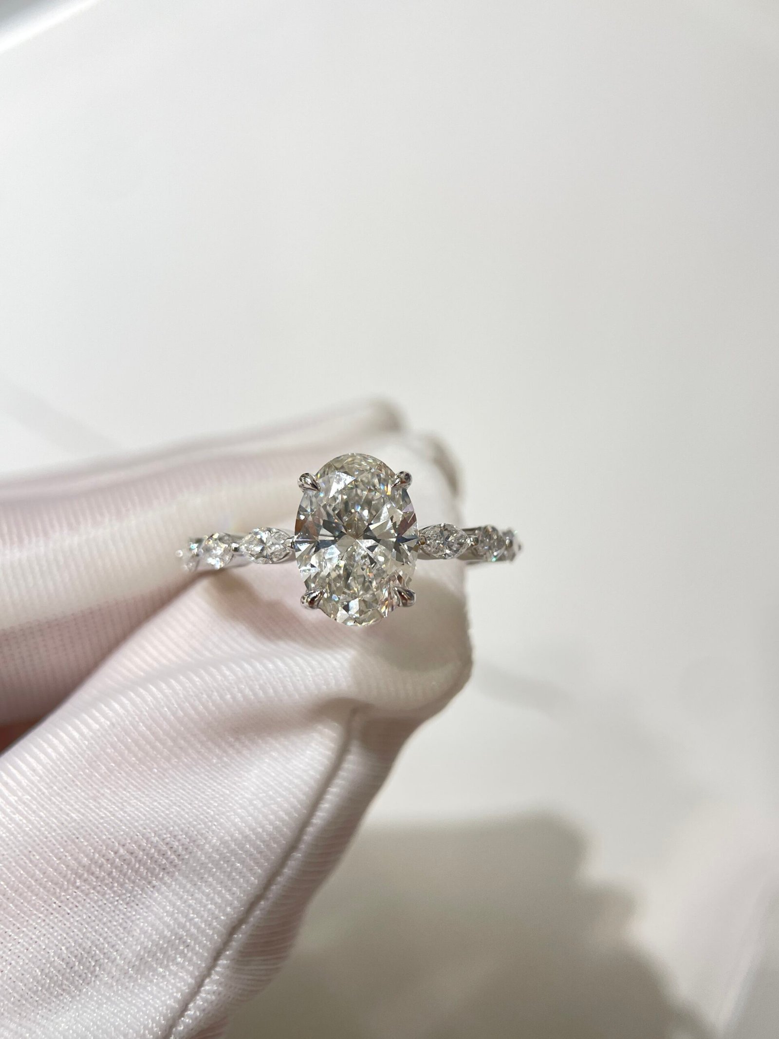 customizable 18k gold diamond rings, oval cut diamond rings, classic four prong full diamond rings, wedding gifts for women customizable 18k gold diamond rings, oval cut diamond rings, classic four prong full diamond rings, wedding gifts for women