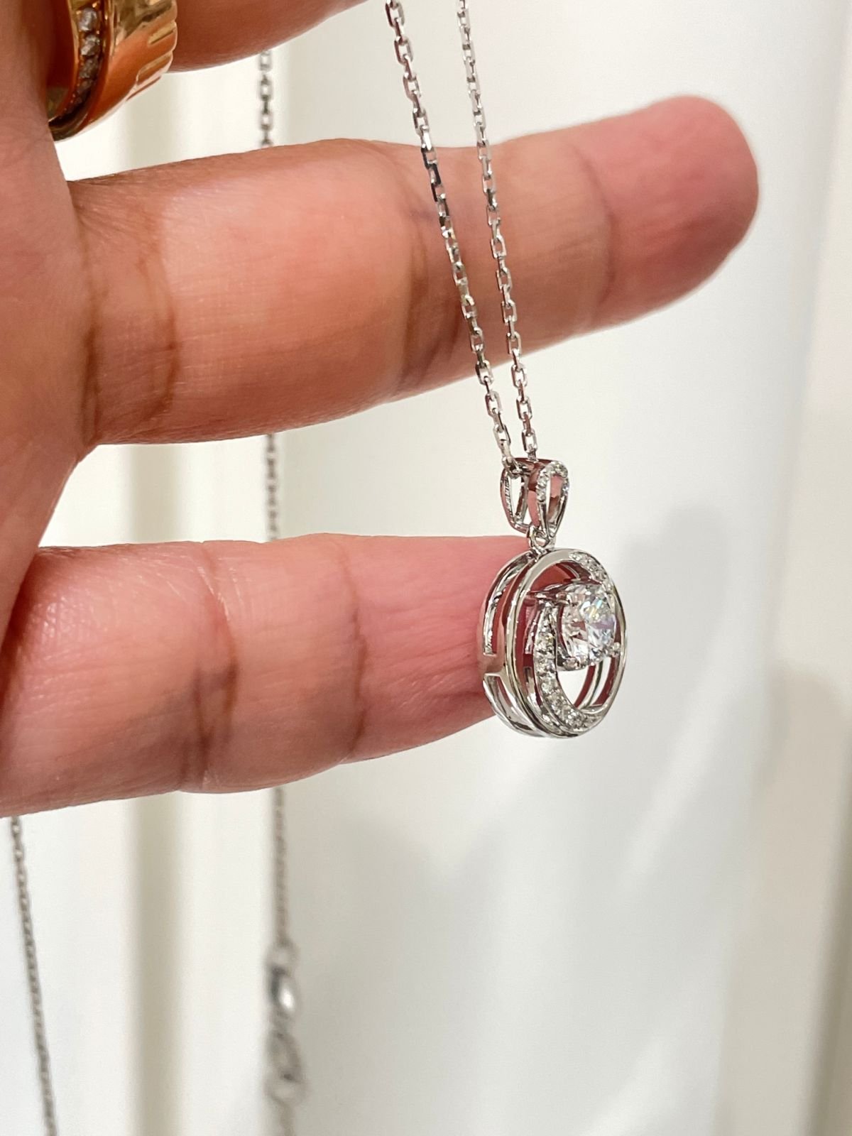 customizable diamond necklaces, 18k gold diamond necklaces, lucky diamond necklaces with chinese style bagua patterns customizable diamond necklaces, 18k gold diamond necklaces, lucky diamond necklaces with chinese style bagua patterns